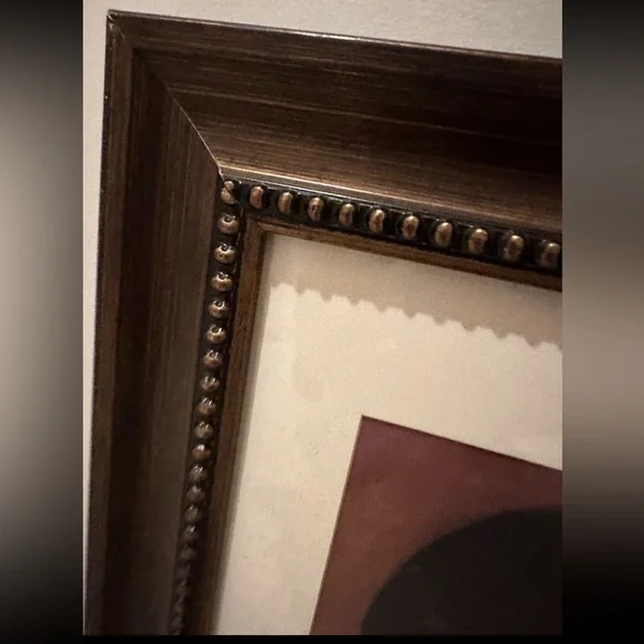 RARE* Michael Jackson portrait with Beautiful and STURDY brown bronze frame! - Picture 3 of 3